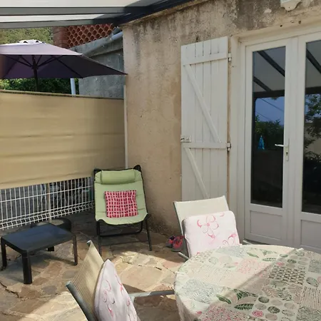 아파트 Les Restanques Du Sud 2 *